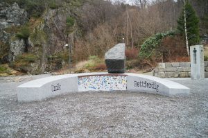 b8fa6c_07c6424287744cbf8c49601764f57227