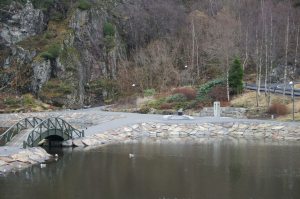 b8fa6c_f2bf90a2d3c7441587d7319c7e8f70a7